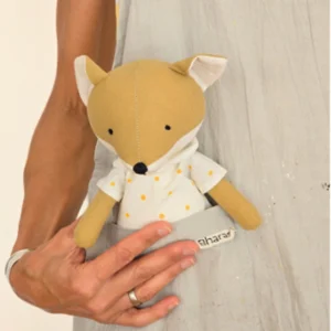 Muñeca Rosie con vestido